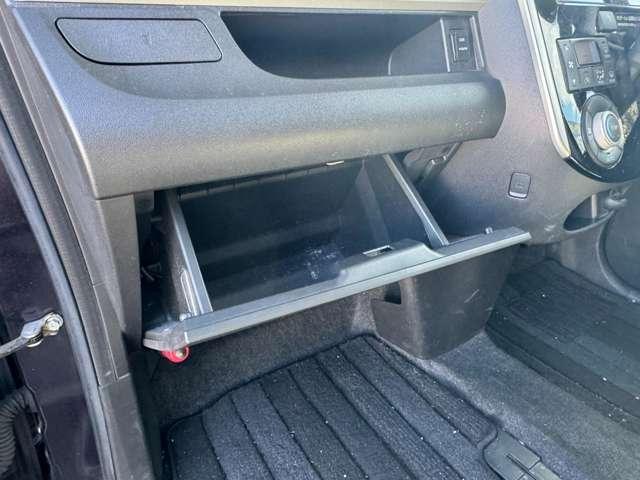 タント カスタムＸ　トップエディションリミテッドＳＡＩＩＩ　衝突軽減ブレーキ　フロントカメラ　サイドカメラ　障害物センサー　バックカメラ　シートヒーター　フルセグＴＶ　メモリーナビ　ＥＴＣ　Ｂｌｕｅｔｏｏｔｈ接続　ドラレコ　両側電動スライドドア　盗難防止装置（36枚目）