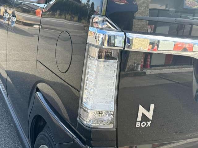 Ｎ－ＢＯＸカスタム Ｇ・Ｌパッケージ　メモリーナビ　バックカメラ　ＥＴＣ　横滑り防止装置　フルセグＴＶ　ドラレコ　片側電動スライドドア　キーレス　スマートキー　純正アルミホイール　盗難防止装置（47枚目）