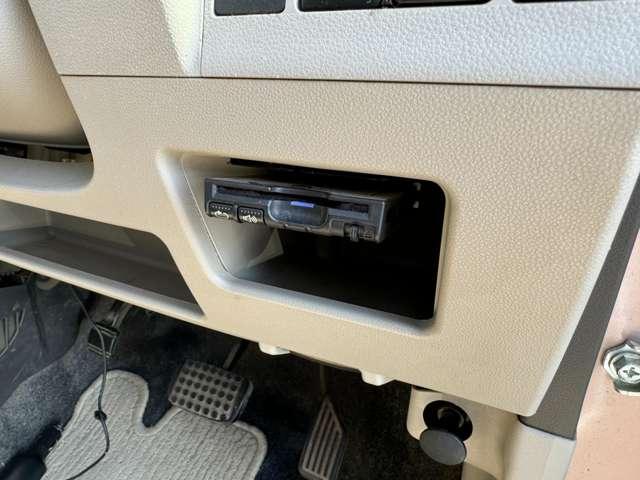 タント ＬリミテッドＳＡＩＩＩ　ナビ　Ｂｌｕｅｔｏｏｔｈ接続　障害物センサー　アクセル踏み間違い防止装置　レーンキープアシスト　衝突軽減ブレーキ　ＥＴＣ　ＴＶ　両側スライドドア　キーレス　社外アルミ（21枚目）