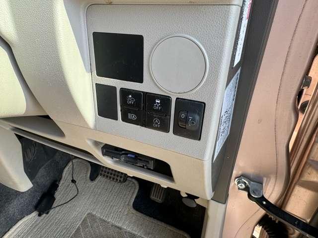 タント ＬリミテッドＳＡＩＩＩ　ナビ　Ｂｌｕｅｔｏｏｔｈ接続　障害物センサー　アクセル踏み間違い防止装置　レーンキープアシスト　衝突軽減ブレーキ　ＥＴＣ　ＴＶ　両側スライドドア　キーレス　社外アルミ（25枚目）