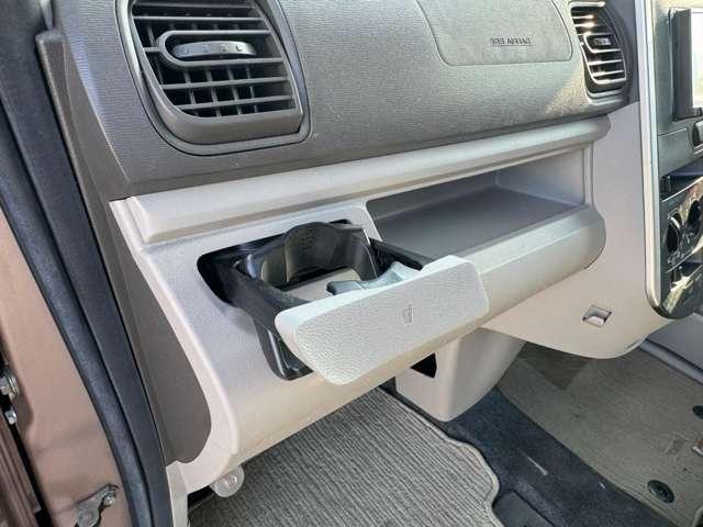 タント ＬリミテッドＳＡＩＩＩ　ナビ　Ｂｌｕｅｔｏｏｔｈ接続　障害物センサー　アクセル踏み間違い防止装置　レーンキープアシスト　衝突軽減ブレーキ　ＥＴＣ　ＴＶ　両側スライドドア　キーレス　社外アルミ（30枚目）