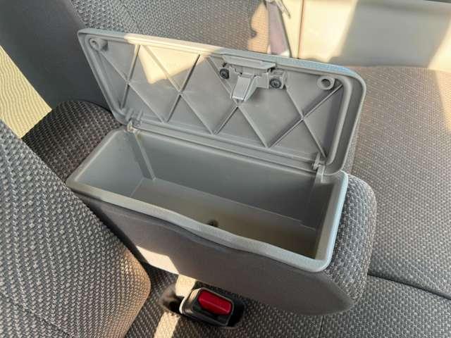 タント ＬリミテッドＳＡＩＩＩ　ナビ　Ｂｌｕｅｔｏｏｔｈ接続　障害物センサー　アクセル踏み間違い防止装置　レーンキープアシスト　衝突軽減ブレーキ　ＥＴＣ　ＴＶ　両側スライドドア　キーレス　社外アルミ（33枚目）