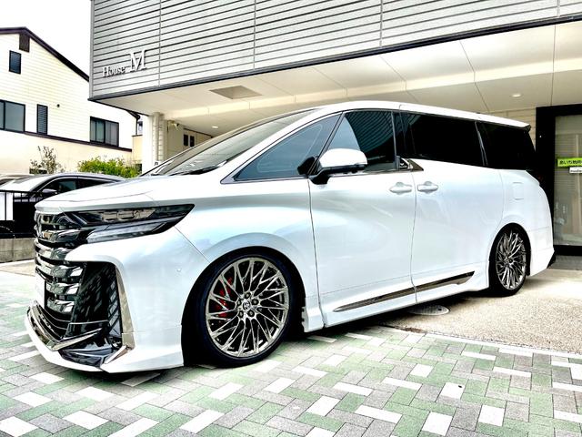 ヴェルファイアハイブリッド Ｚ　プレミア　モデリスタ／車高調／ＷＡＬＤ２１インチＡＷ／キャリパーカバー／社外ＬＥＤデイライト・社外アンビエントライト／フットイルミネーション／サンルーフ／フリップダウンモニター／寒冷地仕様／ブラウン内装（9枚目）