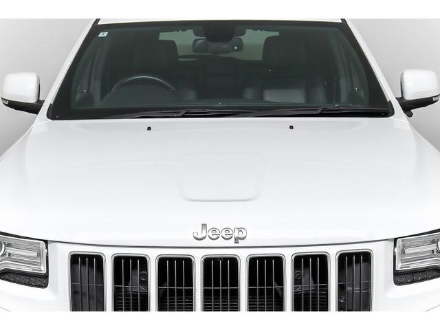 ジープ・グランドチェロキー リミテッド　正規ディーラー車　パノラマガラスルーフ　レグザーニ２２インチＡＷ　ＨＩＤヘッドライト　エアサス　ブラックレザーシート／ヒーター／クーラー　社外リアエンター　パワーテールゲート　Ｆ／Ｂカメラ　クルコン（11枚目）