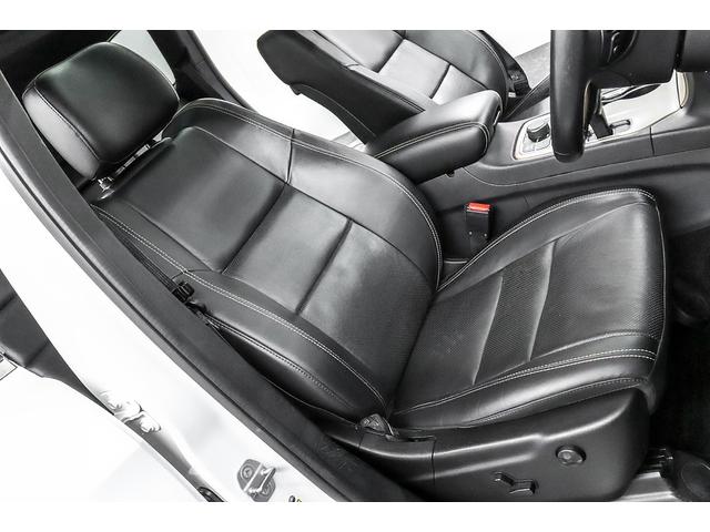 ジープ・グランドチェロキー リミテッド　正規ディーラー車　パノラマガラスルーフ　レグザーニ２２インチＡＷ　ＨＩＤヘッドライト　エアサス　ブラックレザーシート／ヒーター／クーラー　社外リアエンター　パワーテールゲート　Ｆ／Ｂカメラ　クルコン（37枚目）