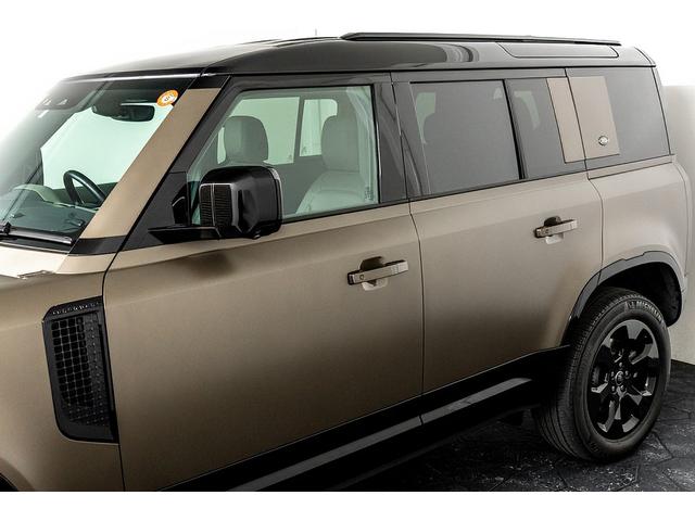 ディフェンダー 110S D300 正規D車 ワンオーナー 外装色:ゴンドワナストーン/純正マットプロテクション コールドクライメイトパッケージ LEDヘッドライト 純正20inAW 純正ナビ/全方位カメラ ACC レーンキープ(14枚目)