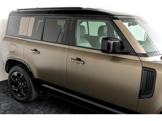 ディフェンダー 110S D300 正規D車 ワンオーナー 外装色:ゴンドワナストーン/純正マットプロテクション コールドクライメイトパッケージ LEDヘッドライト 純正20inAW 純正ナビ/全方位カメラ ACC レーンキープ(18枚目)