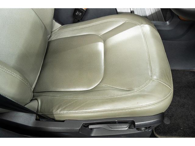 ディフェンダー 110S D300 正規D車 ワンオーナー 外装色:ゴンドワナストーン/純正マットプロテクション コールドクライメイトパッケージ LEDヘッドライト 純正20inAW 純正ナビ/全方位カメラ ACC レーンキープ(46枚目)