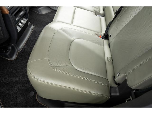 ディフェンダー 110S D300 正規D車 ワンオーナー 外装色:ゴンドワナストーン/純正マットプロテクション コールドクライメイトパッケージ LEDヘッドライト 純正20inAW 純正ナビ/全方位カメラ ACC レーンキープ(59枚目)