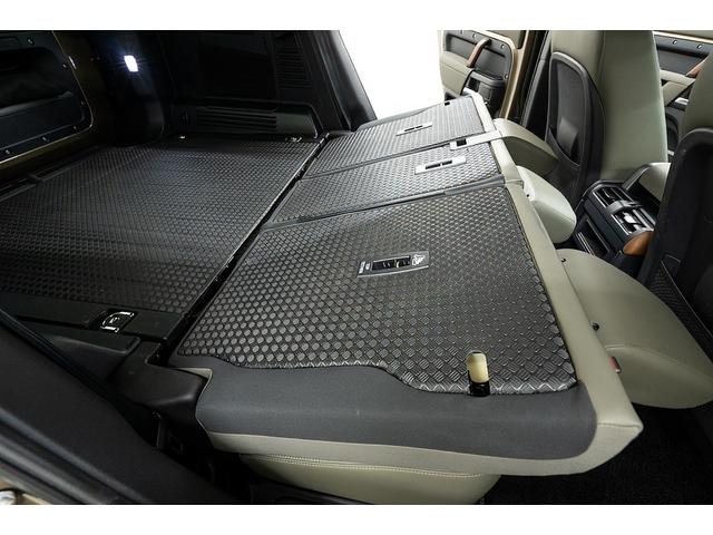 ディフェンダー 110S D300 正規D車 ワンオーナー 外装色:ゴンドワナストーン/純正マットプロテクション コールドクライメイトパッケージ LEDヘッドライト 純正20inAW 純正ナビ/全方位カメラ ACC レーンキープ(60枚目)