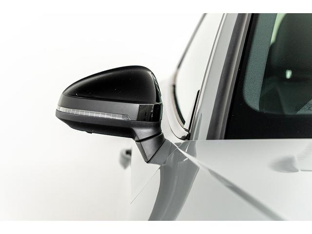 A5 45TFSIクワトロ Sライン 正規D車 ブラックスタイリングPKG パノラマサンルーフ マトリクスLEDライト グロスブラック純正19inAW ハーフレザーシート/シートヒーター 純正ナビ/全方位カメラ ヘッドアップディスプレイ(20枚目)