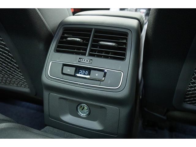 A5 45TFSIクワトロ Sライン 正規D車 ブラックスタイリングPKG パノラマサンルーフ マトリクスLEDライト グロスブラック純正19inAW ハーフレザーシート/シートヒーター 純正ナビ/全方位カメラ ヘッドアップディスプレイ(54枚目)