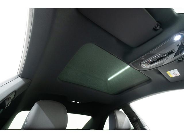 A5 45TFSIクワトロ Sライン 正規D車 ブラックスタイリングPKG パノラマサンルーフ マトリクスLEDライト グロスブラック純正19inAW ハーフレザーシート/シートヒーター 純正ナビ/全方位カメラ ヘッドアップディスプレイ(60枚目)