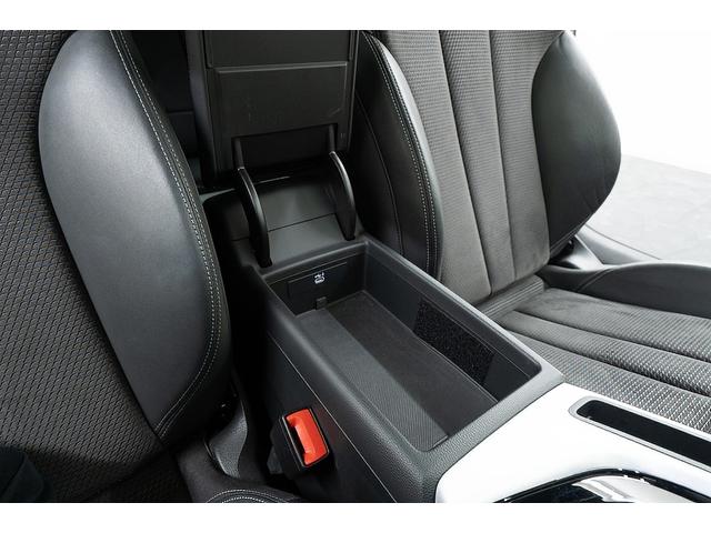 A5 45TFSIクワトロ Sライン 正規D車 ブラックスタイリングPKG パノラマサンルーフ マトリクスLEDライト グロスブラック純正19inAW ハーフレザーシート/シートヒーター 純正ナビ/全方位カメラ ヘッドアップディスプレイ(68枚目)