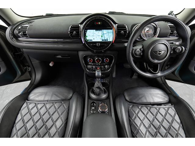 MINI クーパーS クラブマン 正規D車 ドライビングモード コンフォートアクセス スルーローディングシステム 純正17インチAW LEDヘッド 電格ミラー ブラック革調カバー カープレイ バックカメラ/クリアランスソナー ACC(8枚目)