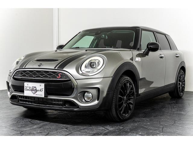 MINI クーパーS クラブマン 正規D車 ドライビングモード コンフォートアクセス スルーローディングシステム 純正17インチAW LEDヘッド 電格ミラー ブラック革調カバー カープレイ バックカメラ/クリアランスソナー ACC(12枚目)