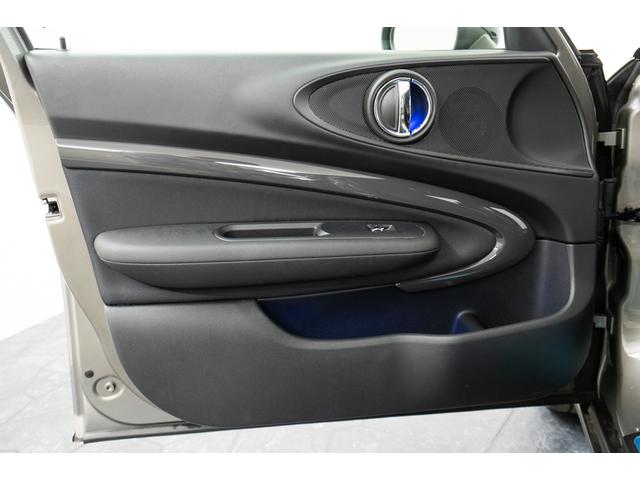 MINI クーパーS クラブマン 正規D車 ドライビングモード コンフォートアクセス スルーローディングシステム 純正17インチAW LEDヘッド 電格ミラー ブラック革調カバー カープレイ バックカメラ/クリアランスソナー ACC(40枚目)