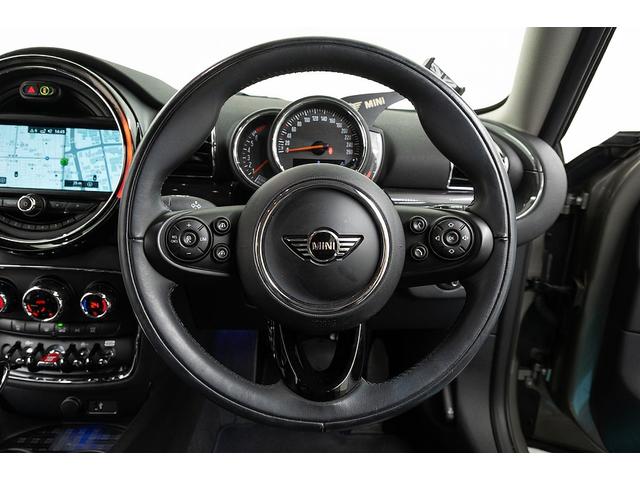 MINI クーパーS クラブマン 正規D車 ドライビングモード コンフォートアクセス スルーローディングシステム 純正17インチAW LEDヘッド 電格ミラー ブラック革調カバー カープレイ バックカメラ/クリアランスソナー ACC(59枚目)