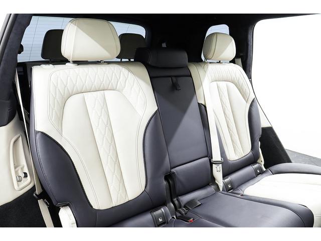 X7 xDrive 35d デザインピュアエクセレンス 正規D車 ウェルネスPKG ドライビングアシストプロ 純正22インチAW スカイラウンジパノラマサンルーフ リアエンターテイメントシステム 全席シートヒーター 保冷・保温カップホルダー 360°カメラ(40枚目)