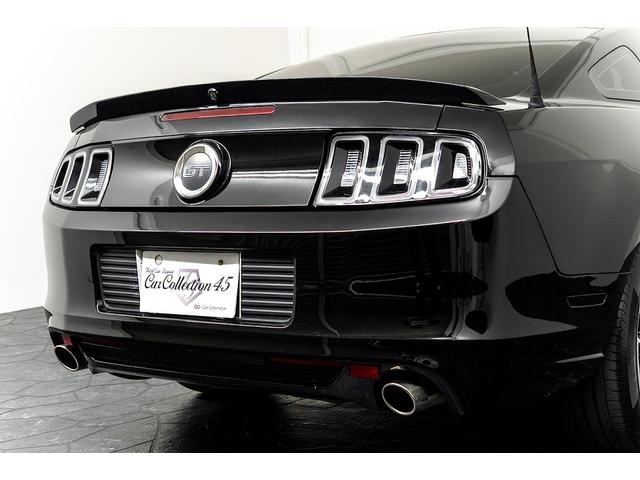 マスタング Ｖ８　ＧＴクーペ　ザ　ブラック　正規Ｄ車　１オーナー　記録簿有　４０台限定車　グラスルーフ　専用１９インチＡＷ　ブラックレザーシート／ヒーター　カロッツェリアナビ／フルセグＴＶ　Ｂｌｕｅｔｏｏｔｈ　ルームミラー内蔵Ｂカメラ　クルコン（27枚目）