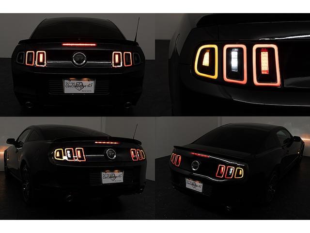 マスタング Ｖ８　ＧＴクーペ　ザ　ブラック　正規Ｄ車　１オーナー　記録簿有　４０台限定車　グラスルーフ　専用１９インチＡＷ　ブラックレザーシート／ヒーター　カロッツェリアナビ／フルセグＴＶ　Ｂｌｕｅｔｏｏｔｈ　ルームミラー内蔵Ｂカメラ　クルコン（78枚目）