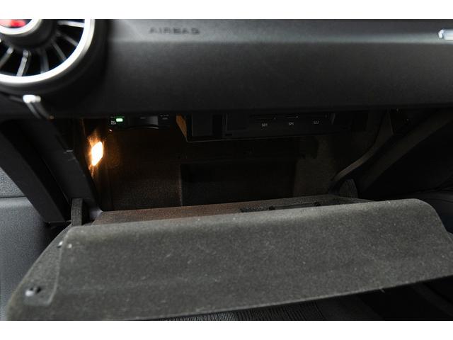 ＴＴクーペ ４０ＴＦＳＩ　Ｓラインパッケージ　正規Ｄ車　後期モデル　マトリクスＬＥＤヘッドライト　純正１８ｉｎＡＷ　ＭＭＩナビ／フルセグＴＶ／バーチャルコックピット／カープレイ　ブラックハーフレザーシート／ヒーター　クルーズコントロール（69枚目）