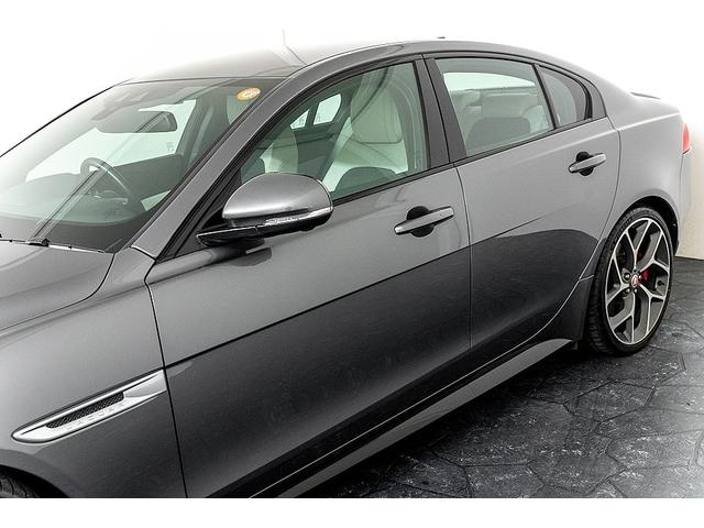 XE XE S 正規D車 アドバンスドパークアシストパック 純正20AW/レッドキャリパー ツートンハーフレザーシート/ヒーター メリディアンサウンド パワーテールゲート 360°カメラ ブラインドスポット ACC(14枚目)