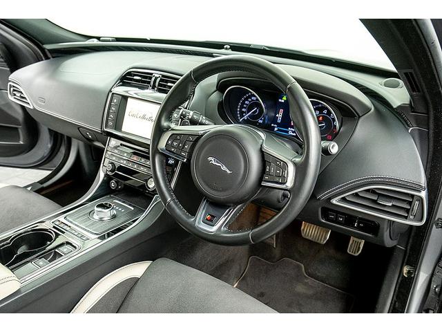 XE XE S 正規D車 アドバンスドパークアシストパック 純正20AW/レッドキャリパー ツートンハーフレザーシート/ヒーター メリディアンサウンド パワーテールゲート 360°カメラ ブラインドスポット ACC(32枚目)