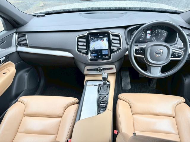 XC90 T5 AWD モーメンタム ベージュレザー/シートヒーター/全方位カメラ/レーザーセーフティ/パイロットアシスト/パワーバックドア/LEDヘッドライト/デイライト/禁煙車/純正大型ディスプレイナビ/applecarplay(25枚目)
