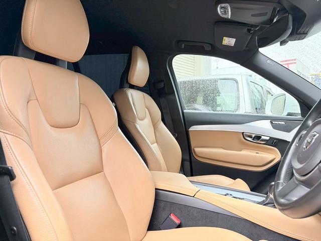 XC90 T5 AWD モーメンタム ベージュレザー/シートヒーター/全方位カメラ/レーザーセーフティ/パイロットアシスト/パワーバックドア/LEDヘッドライト/デイライト/禁煙車/純正大型ディスプレイナビ/applecarplay(26枚目)