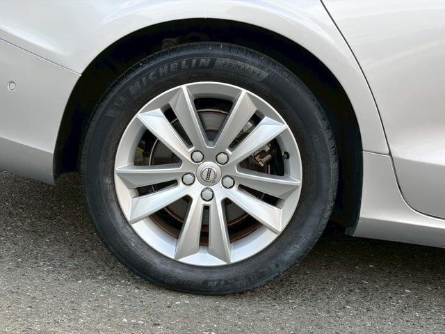 S60 T4 モメンタム 1オーナー禁煙車/パイロットアシスト/レーダーセーフティ/全方位カメラ/シートヒーター/ブラックレザーインテリア/ディーラー整備車/LEDヘッドライト/apllecarplay(13枚目)