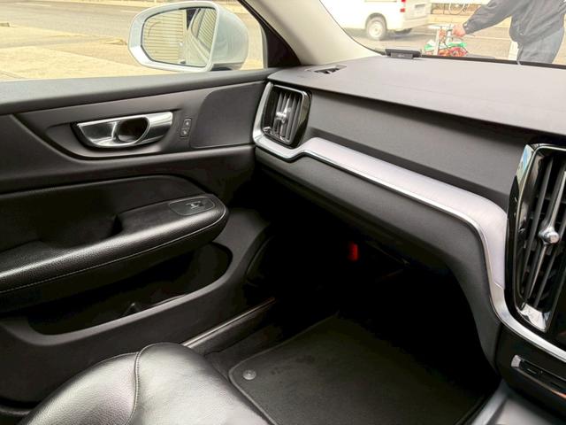 S60 T4 モメンタム 1オーナー禁煙車/パイロットアシスト/レーダーセーフティ/全方位カメラ/シートヒーター/ブラックレザーインテリア/ディーラー整備車/LEDヘッドライト/apllecarplay(34枚目)