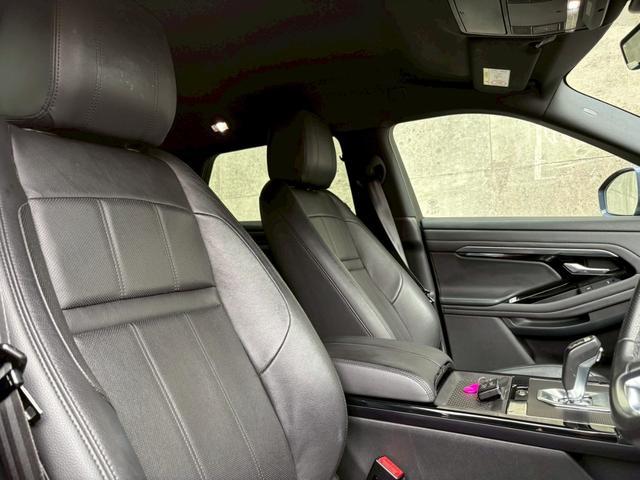 レンジローバーイヴォーク R-ダイナミック S ブラックレザーインテリア/Rダイナミック専用20インチアルミ/純正デジタルミラー/全方位カメラ/ブラックルーフ/インナーブラックLEDヘッドライト/パドルシフト(9枚目)