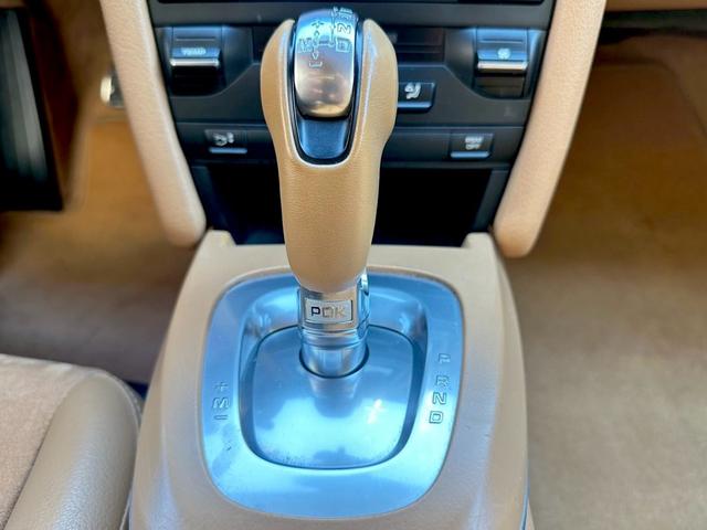 ケイマン ベースグレード 後期PDKモデル/左ハンドル/るくそーつベージュインテリア/レッドメーター/オートエアコンシステム/キセノンヘッドライト/純正ナビシステム/ETC(28枚目)