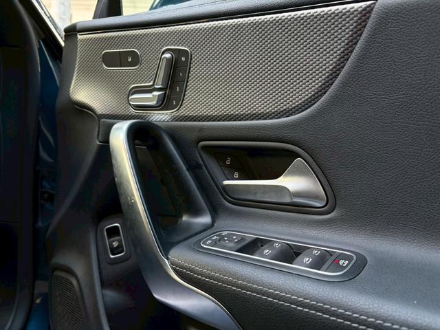 弊社ではプロコーティング業者様と提携。自社コーティングではなく専門職人による施工をお得に提供しております。