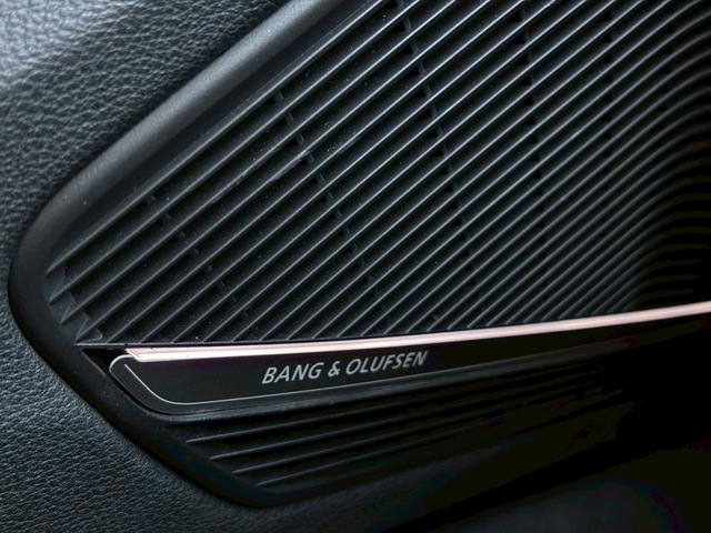 『Ｂａｎｇ　＆　Ｏｌｕｆｓｅｎ』音響システムを装備。Ａ４アバントの中でも数少ないオプション装備となります。