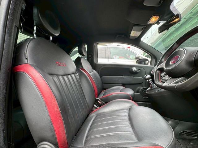 当店ではフィアット５００主にツインエアモデルを主としてお取り扱いさせていただいております。独特なドコドコサウンド・キビキビとした走りは非常に楽しめるお車です。