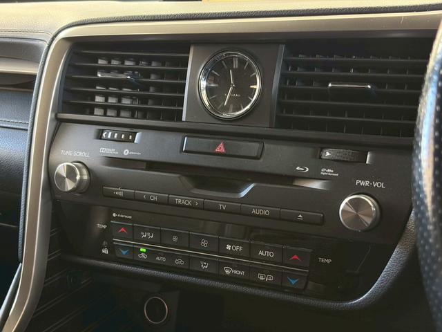 ＲＸ ＲＸ２００ｔ　Ｆスポーツ　４ＷＤ／パノラマサンルーフ／ブラックレーザー／シートヒータ・ベンチレーション／レーダーセーフティ／３眼ＬＥＤヘッドライト／全席シートヒーター／２０インチＦスポーツアルミ／ステアリングヒーター（35枚目）