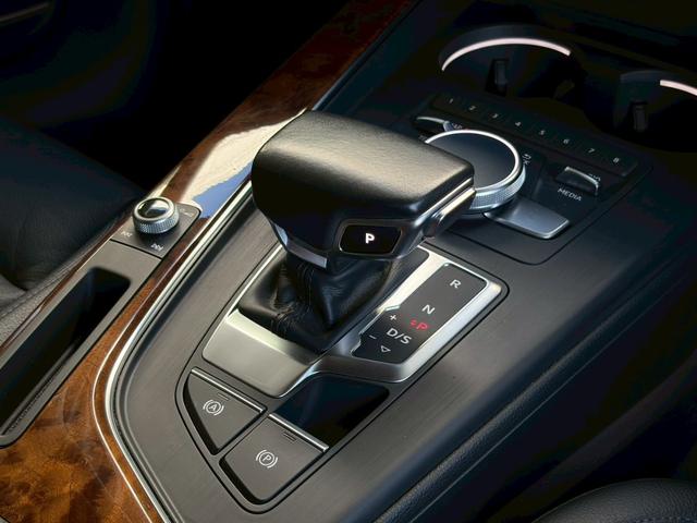 Ａ４アバント ２．０ＴＦＳＩクワトロ　４ＷＤ／ラグジュアリーパッケージ／ブラックレザー／アダプティブクルーズ／Ｂ＆Ｏ音響システム／レーダーセーフティ／マトリクスＬＥＤヘッドライト／バーチャルコックピット／シートヒーター／パワーバックドア（37枚目）