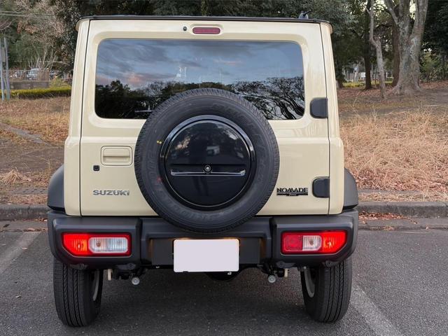 ジムニーノマド FC 5速MTモデル/登録済み未使用車/スズキレーダーセーフティ/シートヒーター/スマートキー/15インチ純正アルミ/シフォンアイボリーメタリック/ブラックルーフz/4WD(12枚目)