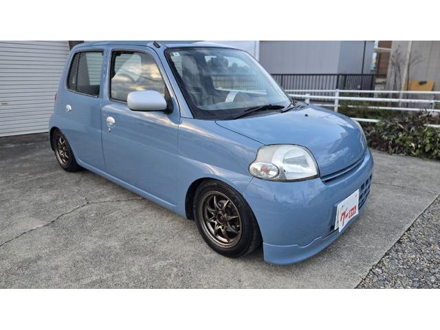 エッセ エコ フルセグTV 社外キーレス MT アルミホイール LEDライト ドラレコ 衝突安全ボディ エアコン パワーステアリング パワーウィンドウ NARDIハンドル 車高調 社外エアクリーナー 社外マフラ(13枚目)