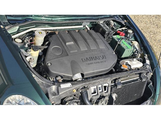 コペン タンレザーエディション　ＥＴＣ　ナビ　ＴＶ　キーレスエントリー　シートヒーター　ＡＴ　ＡＢＳ　電動オープンカー　革シート　アルミホイール　エアコン　パワーステアリング　パワーウィンドウ　ＭＯＭＯステアリング　スポイラー（20枚目）