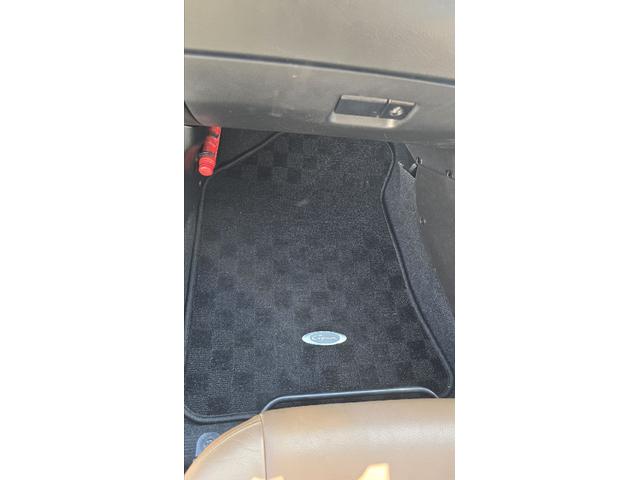 コペン タンレザーエディション　ＥＴＣ　ナビ　ＴＶ　キーレスエントリー　シートヒーター　ＡＴ　ＡＢＳ　電動オープンカー　革シート　アルミホイール　エアコン　パワーステアリング　パワーウィンドウ　ＭＯＭＯステアリング　スポイラー（37枚目）