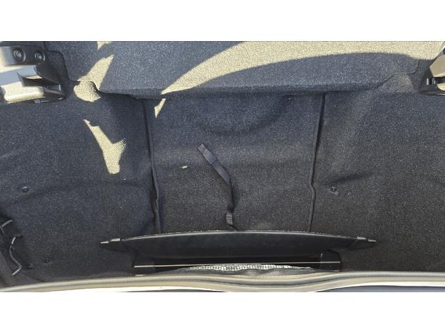 コペン タンレザーエディション　ＥＴＣ　ナビ　ＴＶ　キーレスエントリー　シートヒーター　ＡＴ　ＡＢＳ　電動オープンカー　革シート　アルミホイール　エアコン　パワーステアリング　パワーウィンドウ　ＭＯＭＯステアリング　スポイラー（42枚目）