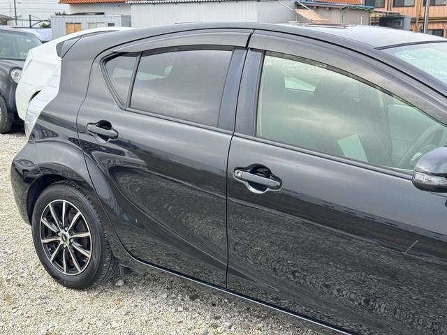 アクア Ｓ　ドライブレコーダー／Ｂｌｕｅｔｏｏｔｈ／ＴＶ　ナビ／ＥＴＣ／車検令和９年６月／フォグランプ／オートライト／オートエアコン／スマートキー／プッシュスタート／電動格納ミラー／パワーステアリング／（15枚目）