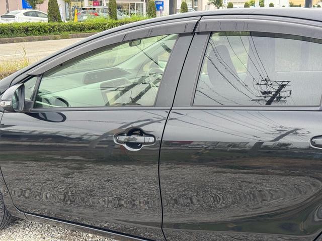 アクア Ｓ　ドライブレコーダー／Ｂｌｕｅｔｏｏｔｈ／ＴＶ　ナビ／ＥＴＣ／車検令和９年６月／フォグランプ／オートライト／オートエアコン／スマートキー／プッシュスタート／電動格納ミラー／パワーステアリング／（37枚目）