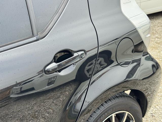 アクア Ｓ　ドライブレコーダー／Ｂｌｕｅｔｏｏｔｈ／ＴＶ　ナビ／ＥＴＣ／車検令和９年６月／フォグランプ／オートライト／オートエアコン／スマートキー／プッシュスタート／電動格納ミラー／パワーステアリング／（66枚目）