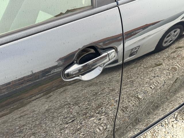 アクア Ｓ　ドライブレコーダー／Ｂｌｕｅｔｏｏｔｈ／ＴＶ　ナビ／ＥＴＣ／車検令和９年６月／フォグランプ／オートライト／オートエアコン／スマートキー／プッシュスタート／電動格納ミラー／パワーステアリング／（67枚目）