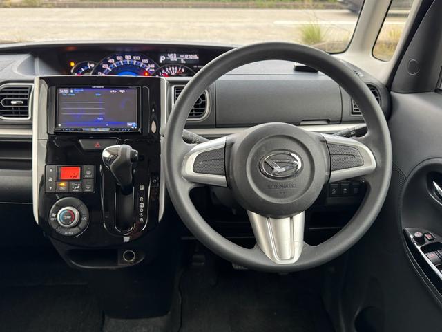 タント カスタムＸ　ＳＡ　アイドリングストップ／片側パワースライドドア／Ｂｌｕｅｔｏｏｔｈ／ＴＶ　ナビ／バックカメラ／車検令和９年１月／両側スライドドア／オートエアコン／プッシュスタート／ベンチシート／スマートキー／ＰＳ　ＰＷ（6枚目）