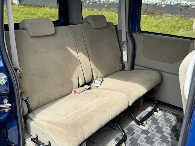 アトレーワゴン カスタムターボＲＳ　４ＷＤ／ターボ／ＥＴＣ／両側スライドドア／タイミングチェーン／エアコン／パワーステアリング／パワーウィンド／（7枚目）